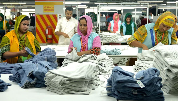 _বিবিসির প্রতিবেদন | ফাস্ট ফ্যাশনের প্রাণভোমরা বাংলাদেশের সামনে টালমালাট ভবিষ্যৎ 